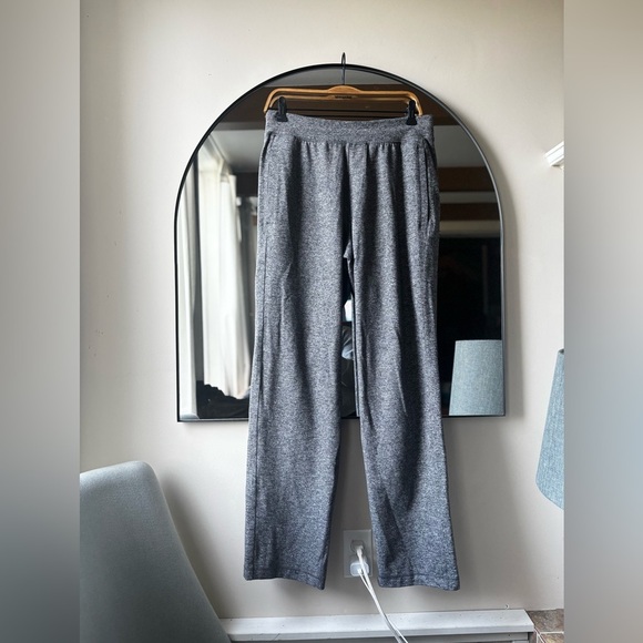LULULEMON men’s | Kung fu sweat pant 2.0  | size medium - Picture 4 of 7